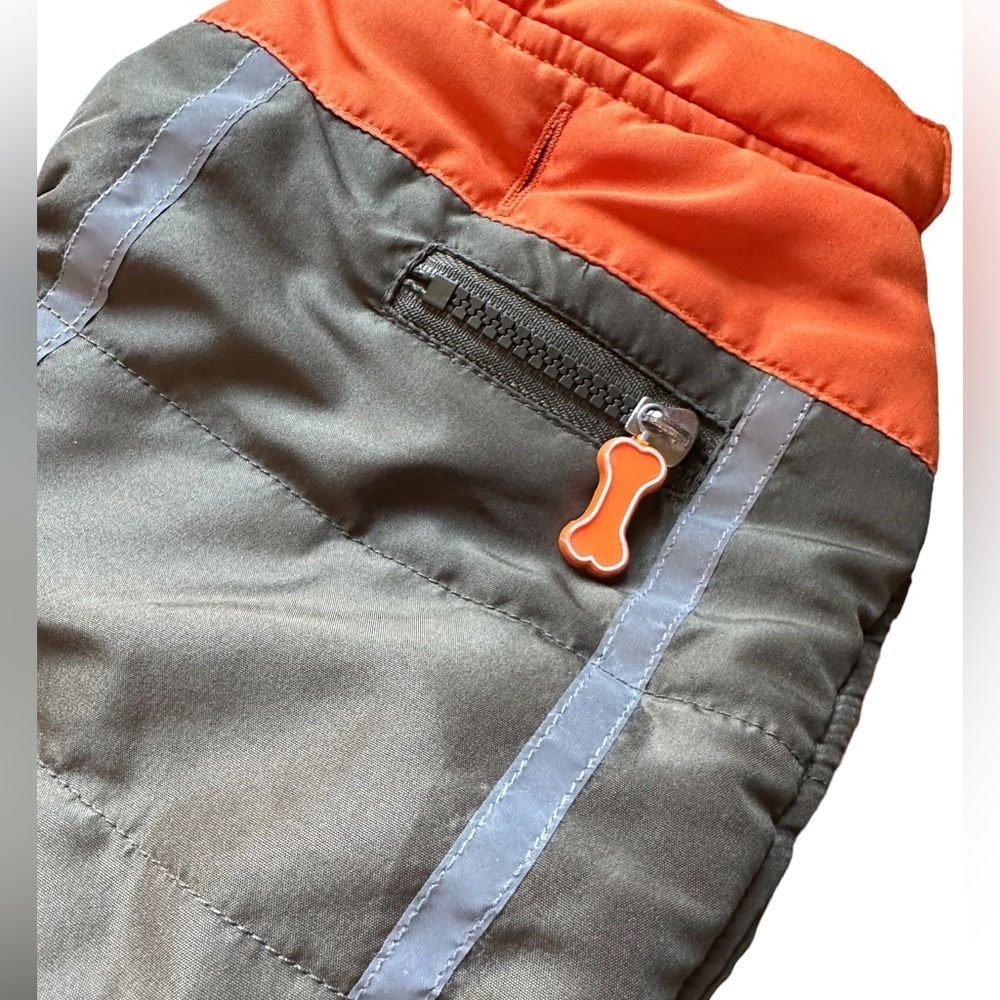 🎃  BUNDLE - 5/$15 Dog Fleece Lined Jacket Green & Orange, Size XS - Picture 3 of 3